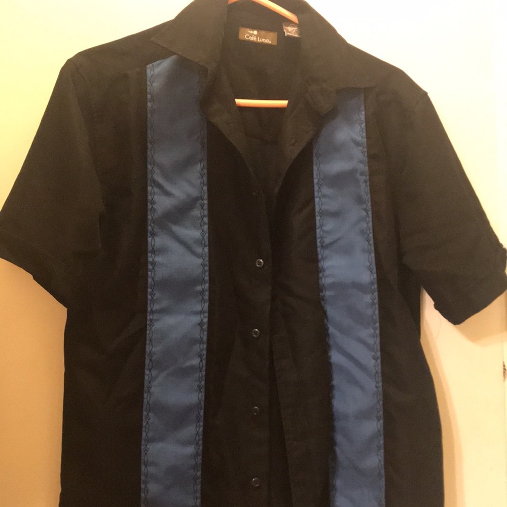 Men’s short sleeve shirt